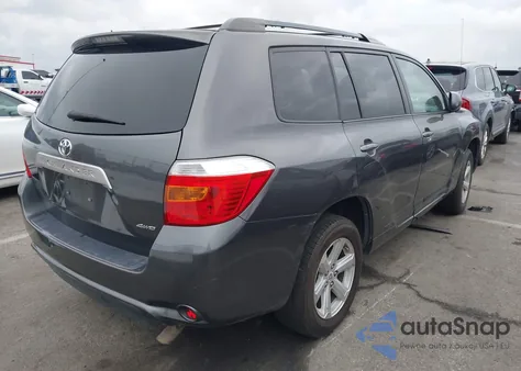 2010 Toyota Highlander Base V6 z USA, uszkodzony, nr VIN 5TDBK3EHXAS003442